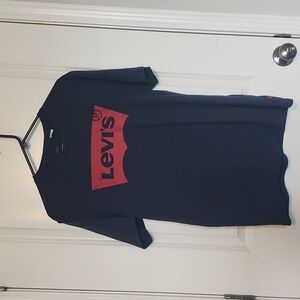 Levi's short sleeve t-shirt size large